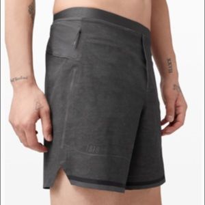 lululemon All Terrain short 7”